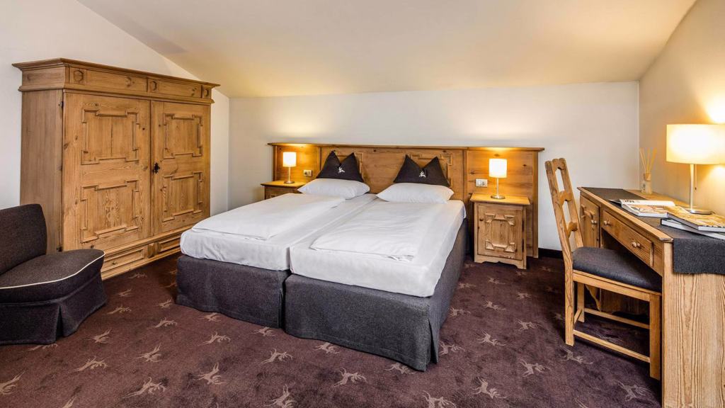 DOPPELZIMMER TIROL2.jpg