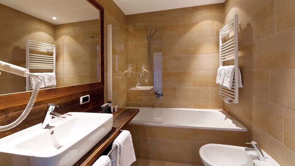 DOPPELZIMMER TIROL3.jpg