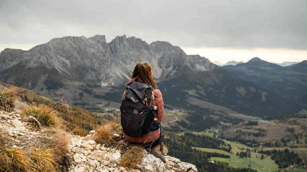 Hiking_view_Latemar_Cyprianerhof_©marian.mertez.jpg