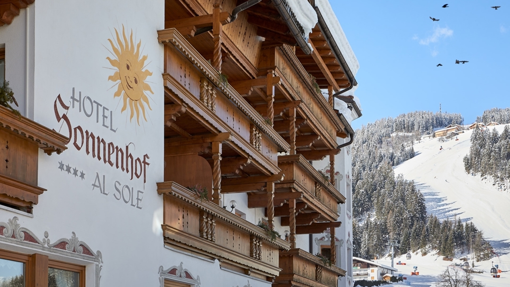 Hotel Al Sonnenhof - Hotel in St. Vigil in Enneberg at Mt. Kronplatz / Południowy Tyrol