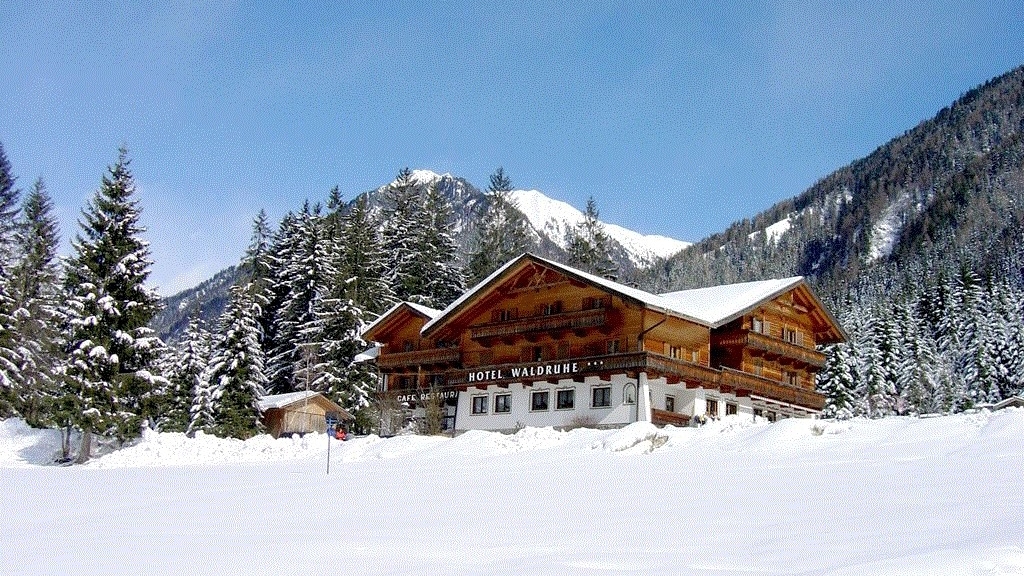 Hotel Waldruhe - Hotel in Gsies am Kronplatz / Südtirol