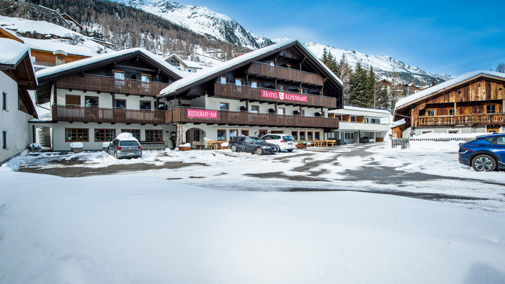 Berghotel Alpenrast - Hotel in Rein in Taufers in Tauferer Ahrntal / Zuid-Tirol