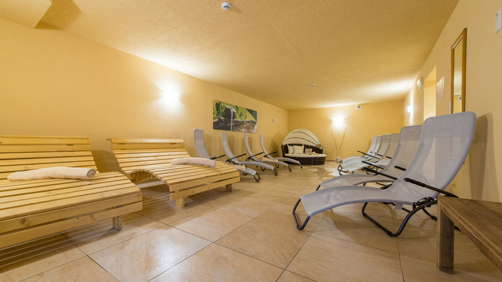 sauna-1.jpg
