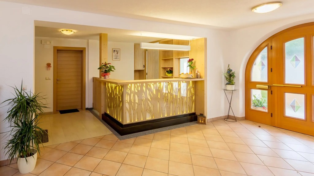 Reception-1711461894.jpg