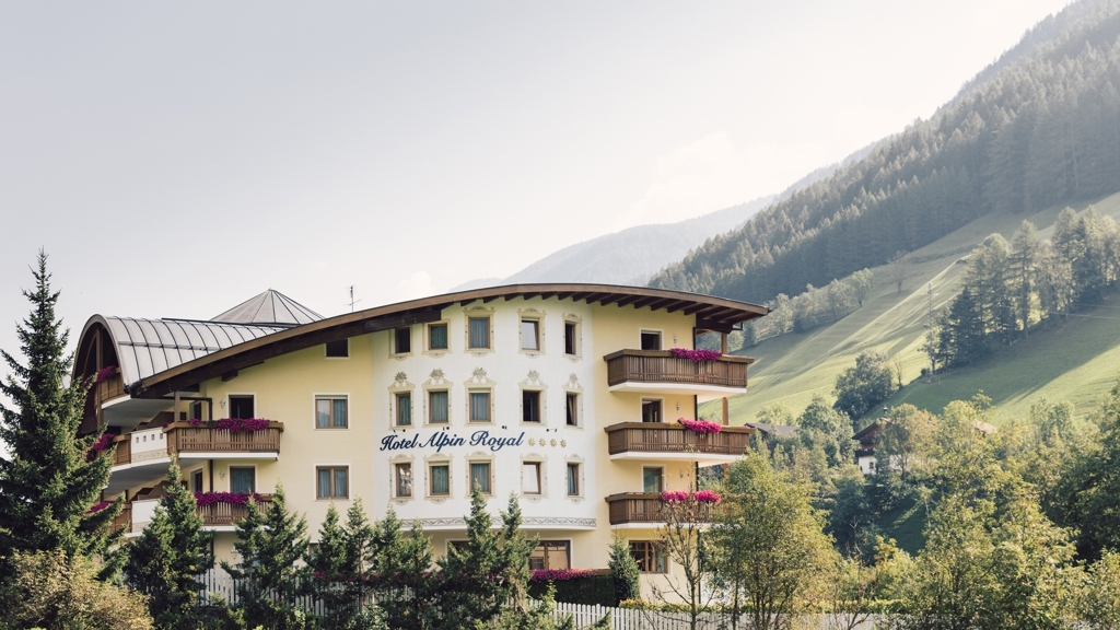 Wellness Refugium Alpin Royal - Hotel in St. Johann in Tauferer Ahrntal / South Tyrol