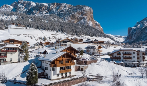 Ariola Dolomites Apartments