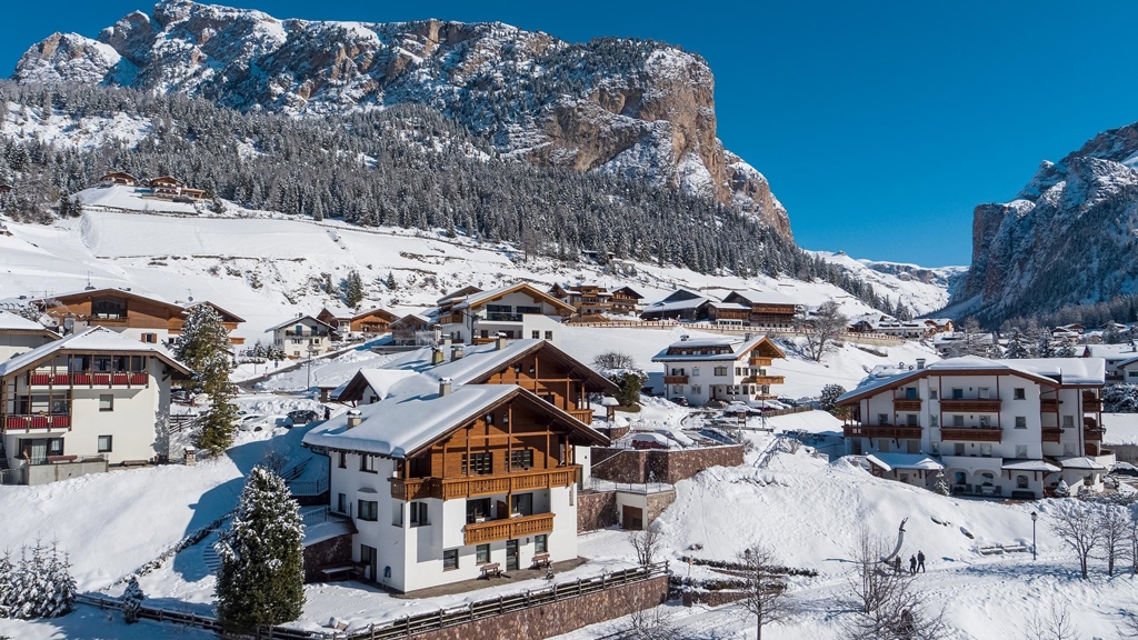 Ariola Dolomites Apartments - Apartment / Residence in Wolkenstein in Gröden in Gröden / Zuid-Tirol