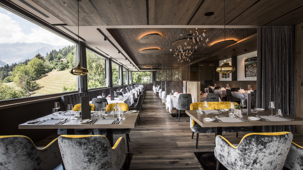 Restaurant.jpg
