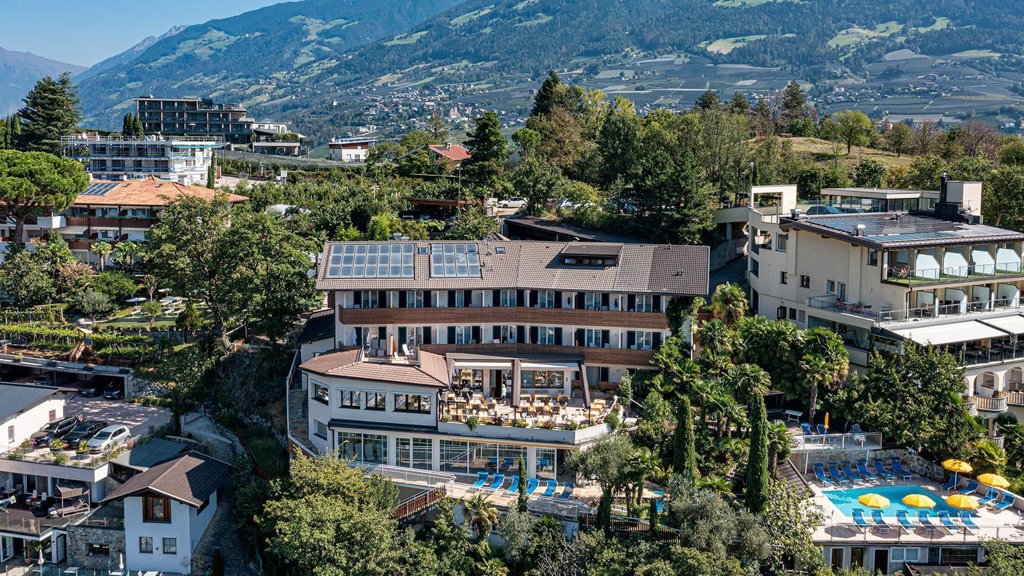 hotel-bellevue-dorf-tirol-44.jpg