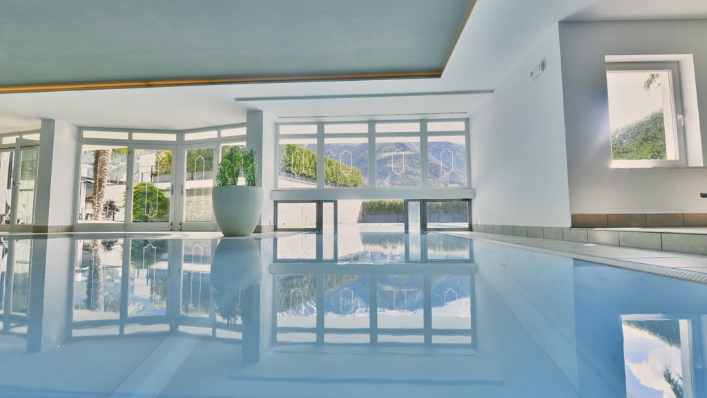 belvedre-hallenbad.jpg