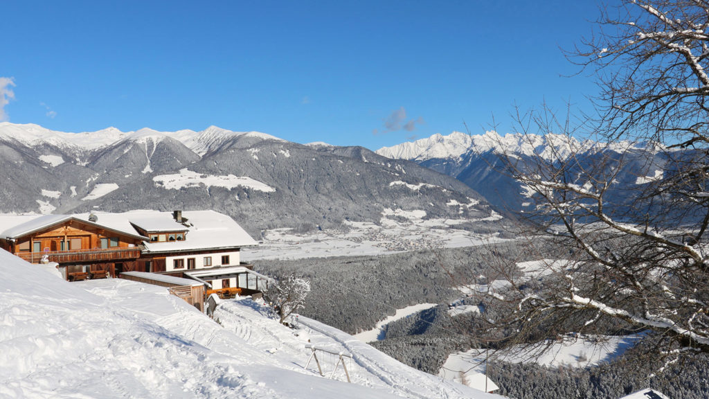 Berggasthof Häusler - Guesthouse / Boarding house in St. Lorenzen at Mt. Kronplatz / Zuid-Tirol