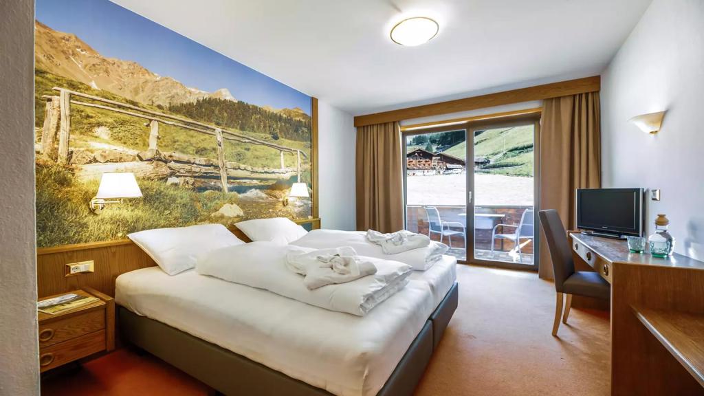 csm_berghotel_tyrol-10.jpg_3e57f5b7fc.jpg