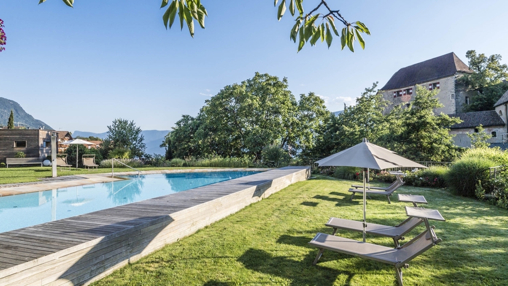 Baumgartner's Blumenhotel - Hotel in Schenna in Meran and environs / Południowy Tyrol