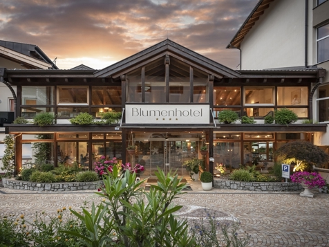 Baumgartner's Blumenhotel - Schenna in Meran und Umgebung
