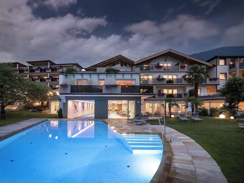 Baumgartner's Blumenhotel - Schenna in Meran und Umgebung