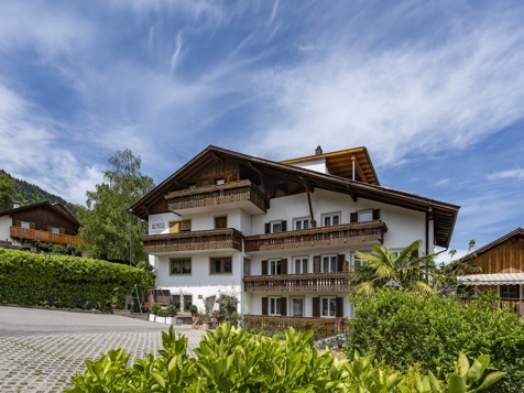 Residence Alpina - Tisens in Meran and environs