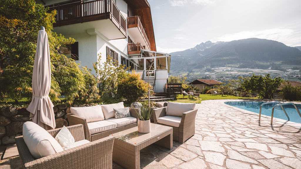 hotelbrunnhofer-dorftirol-view.jpg
