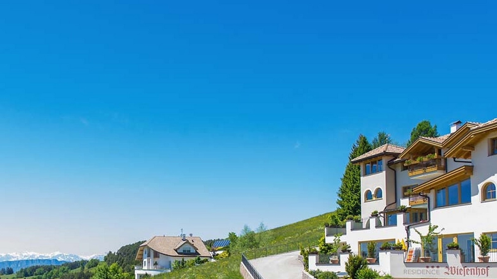 Residence Wiesenhof - Ferienwohnung / Residence in Deutschnofen im Eggental / Südtirol