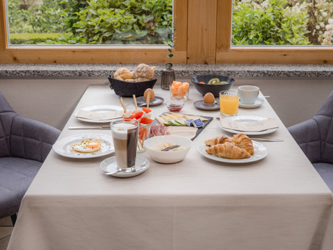 Garni Hotel Farmerhof - Partschins-Rabland in Meran und Umgebung