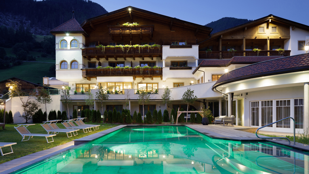 Pool-52.jpg