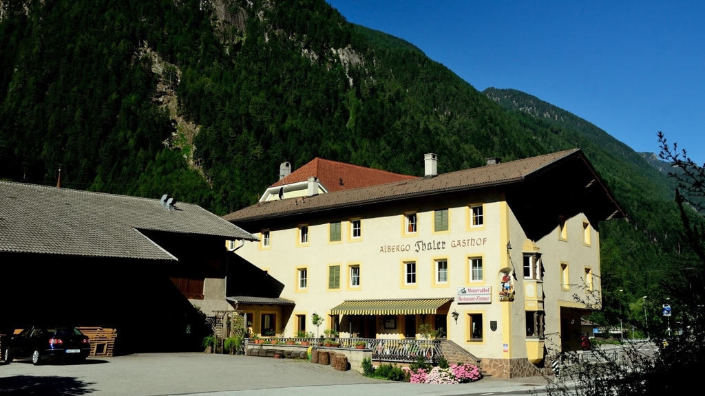 Gasthof Thaler - Restaurant - Guesthouse / Boarding house in Franzensfeste in Eisacktal / South Tyrol