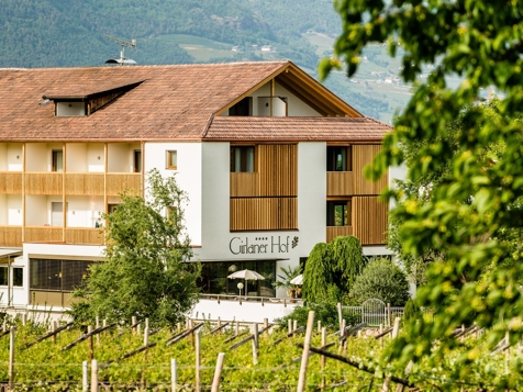 Hotel Girlanerhof - Girlan in Südtirols Süden