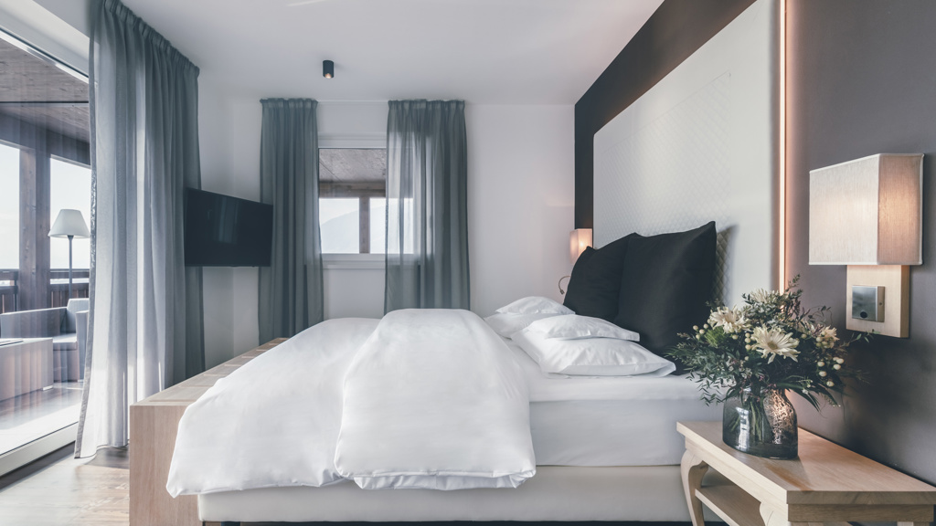 Zimmer Senior Deluxe (0).jpg