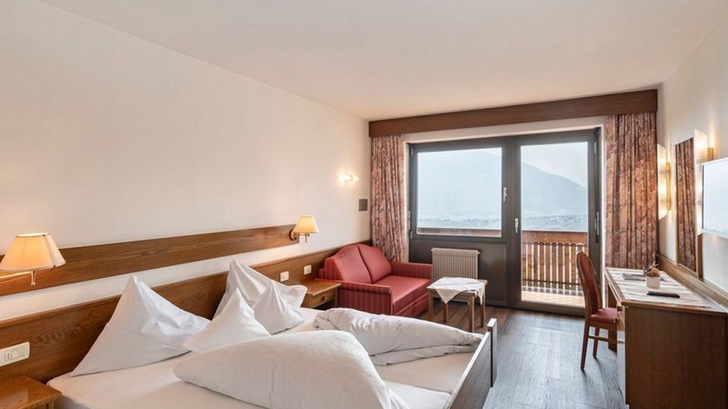 Doppelzimmer1 (Kopie).jpg