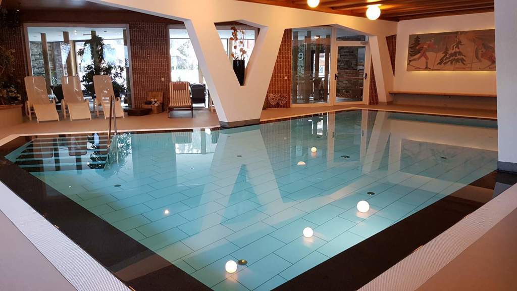 hgp-piscine-2 (1).jpg