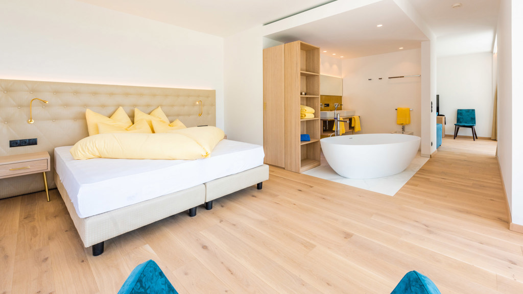 8-Hotel-Gschwangut-360-5.jpg
