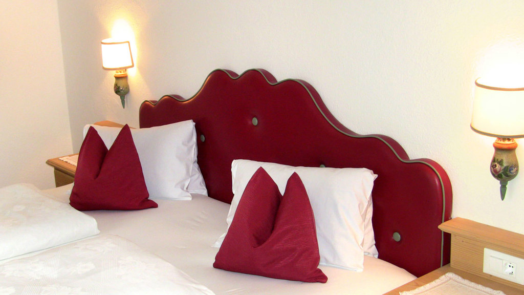 02-Gasthof-Algund-Gstoer-Zimmer-Preise.jpg