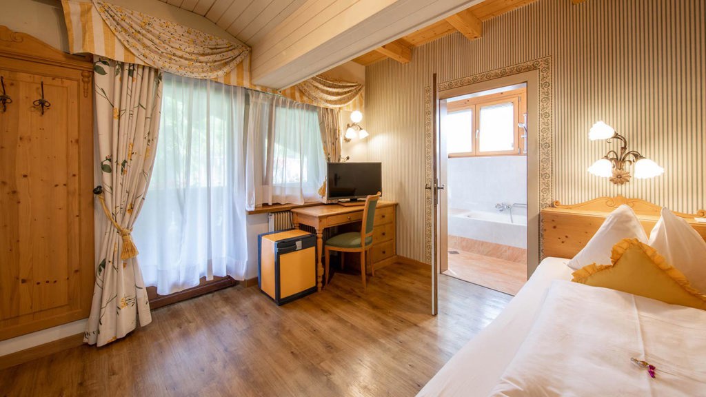 06-Hotel-Algund-Gstoer-Zimmer-Preise-b1.jpg