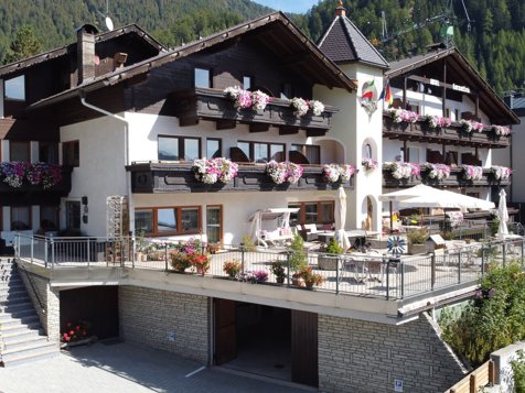 Appartement Hotel Gurnatsch - Vals in Eisacktal