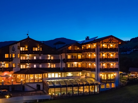 Hotel Alpenfrieden - Meransen im Eisacktal