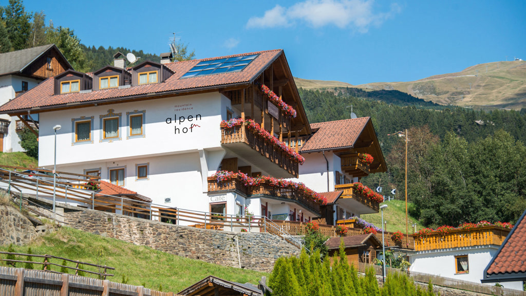 Moutain Residence Alpenhof Blick Plose.jpg
