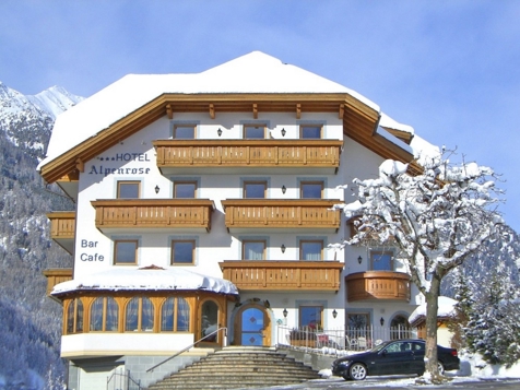 Alpenrose B&B Hotel Suite & Apartments - Vals im Eisacktal