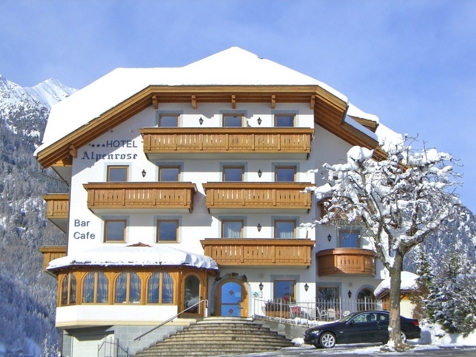 Alpenrose B&B Hotel Suite & Apartments - Vals in Eisacktal