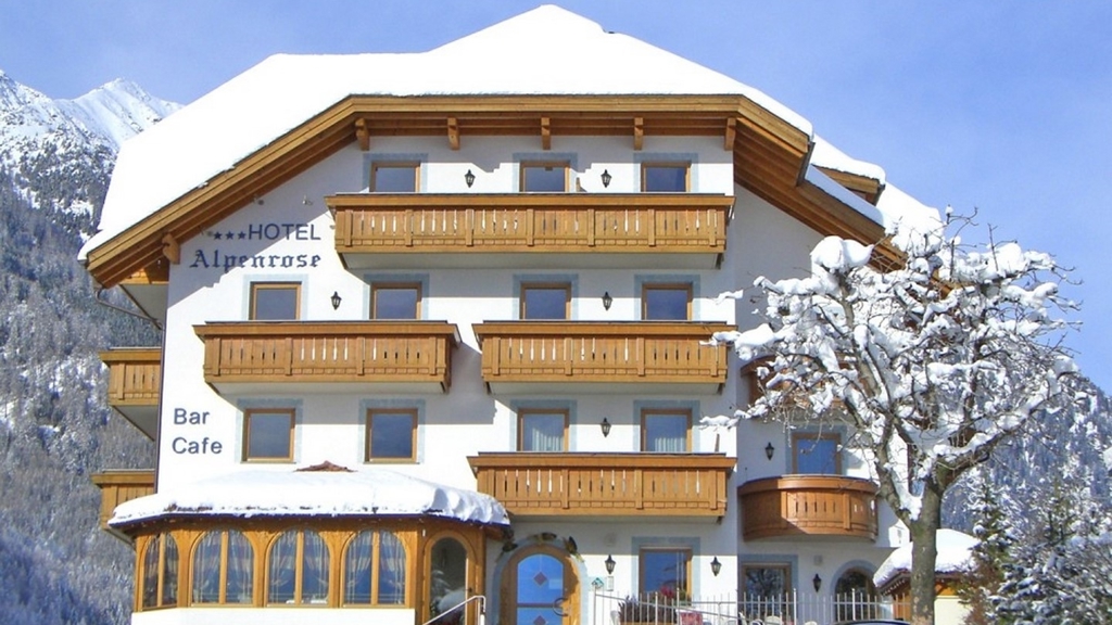 Alpenrose B&B Hotel Suite & Apartments - Apartment / Residence in Vals in Eisacktal / South Tyrol