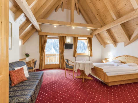 Alpenrose B&B Hotel Suite & Apartments - Vals im Eisacktal