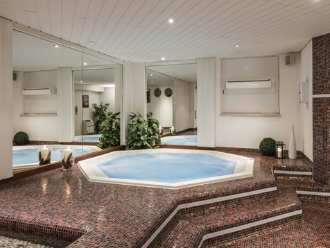 Alpenrose B&B Hotel Suite & Apartments - Vals in Eisacktal