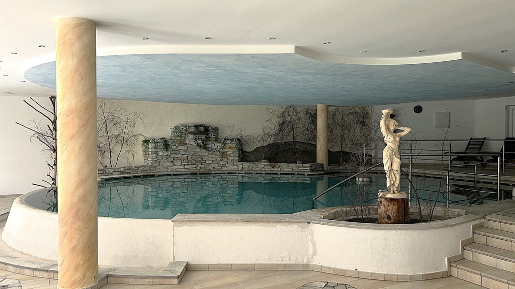 Schwimmbad.jpg