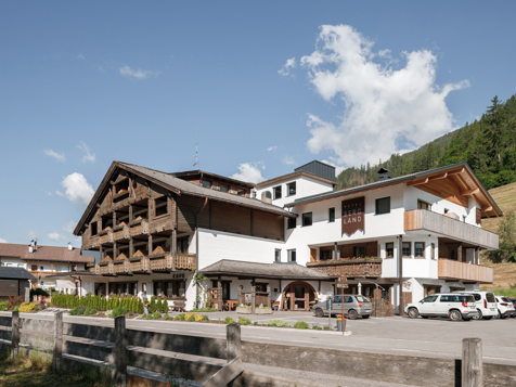 Hotel Bergland - Steinhaus in Tauferer Ahrntal
