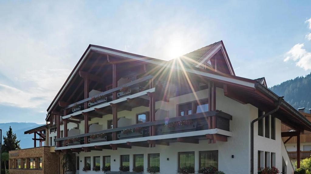 Hotel Brunnerhof - Hotel in Rasen at Mt. Kronplatz / Tyrol du Sud