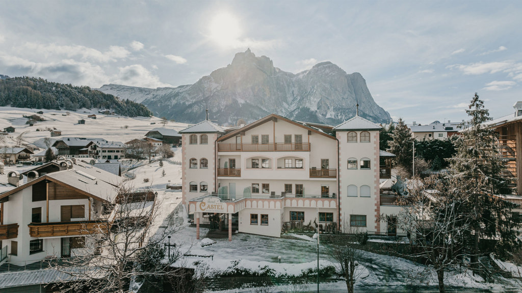 Hotel Castel Oswald von Wolkenstein - Hotel in Kastelruth at Seiser Alm-Schlern / Tyrol du Sud