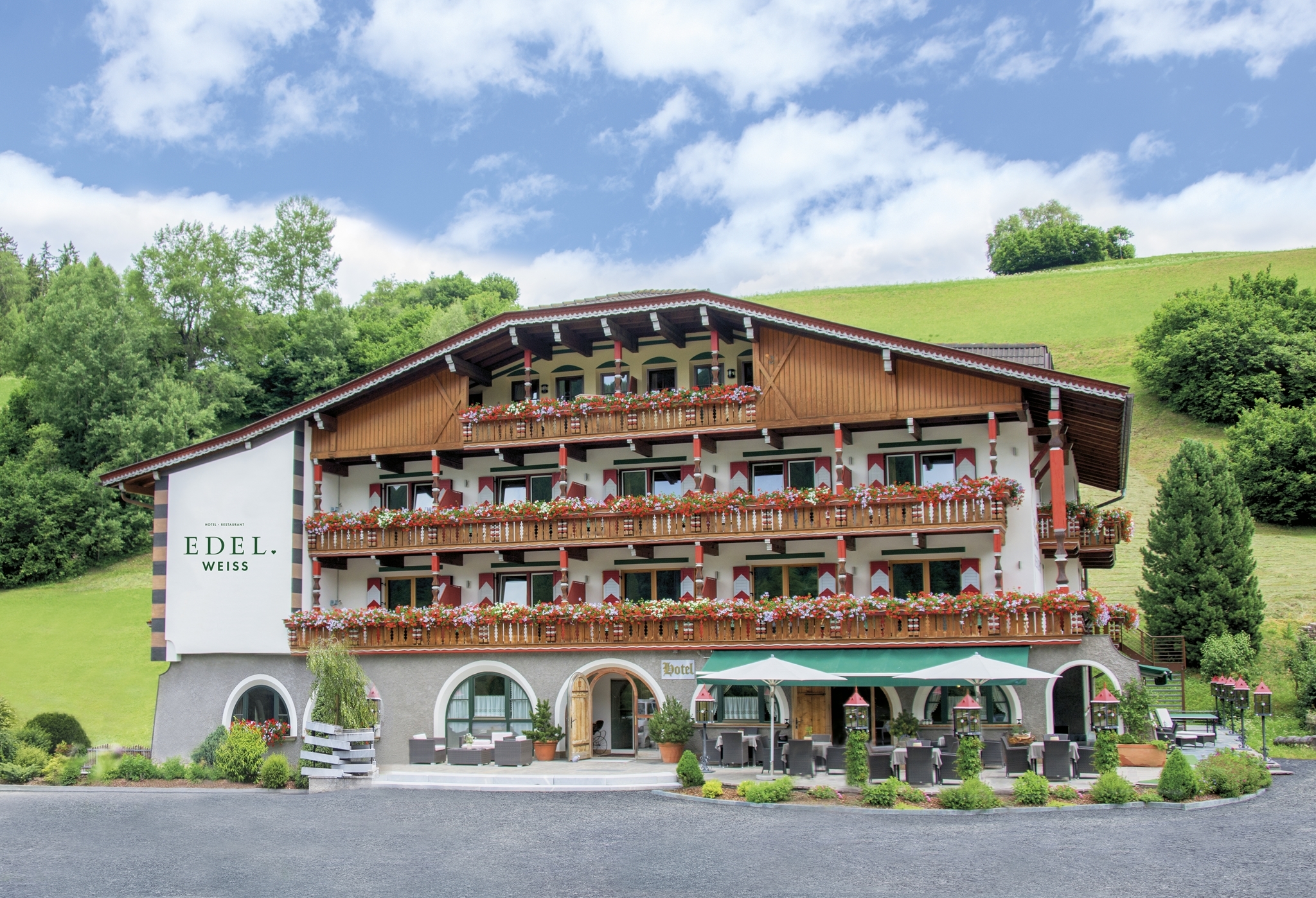 Hotel Edel.Weiss - Braies in Alta Pusteria
