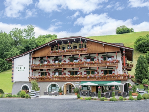 Hotel Edel.Weiss - Braies in Alta Pusteria