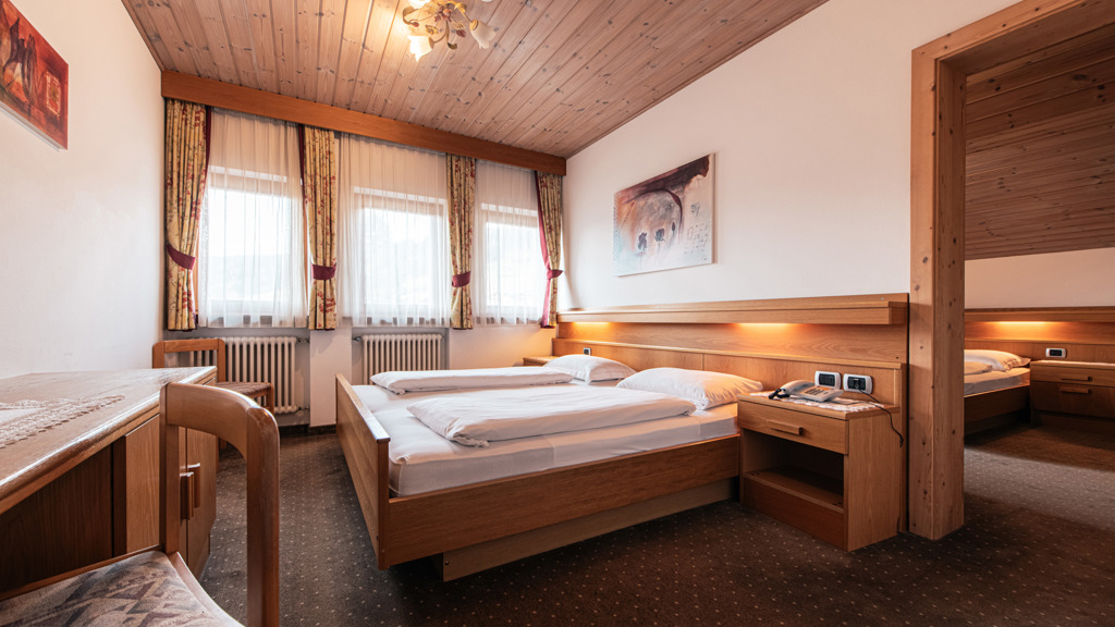 Goldene_Rose_Zimmer-121.jpg
