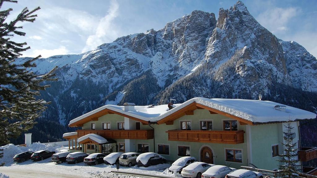 Hotel Gstatsch - Hotel in Castelrotto in South Tyrol / Dolomites
