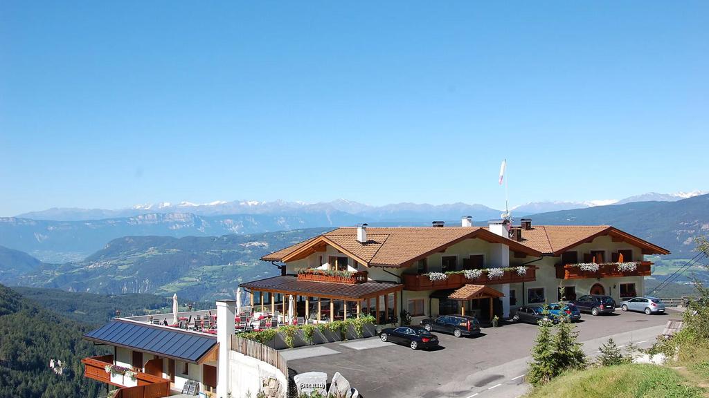 web-rendition-4 (4).jpg