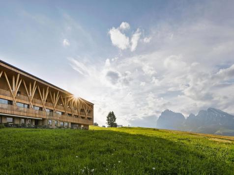 ICARO Hotel - Kastelruth at Seiser Alm-Schlern